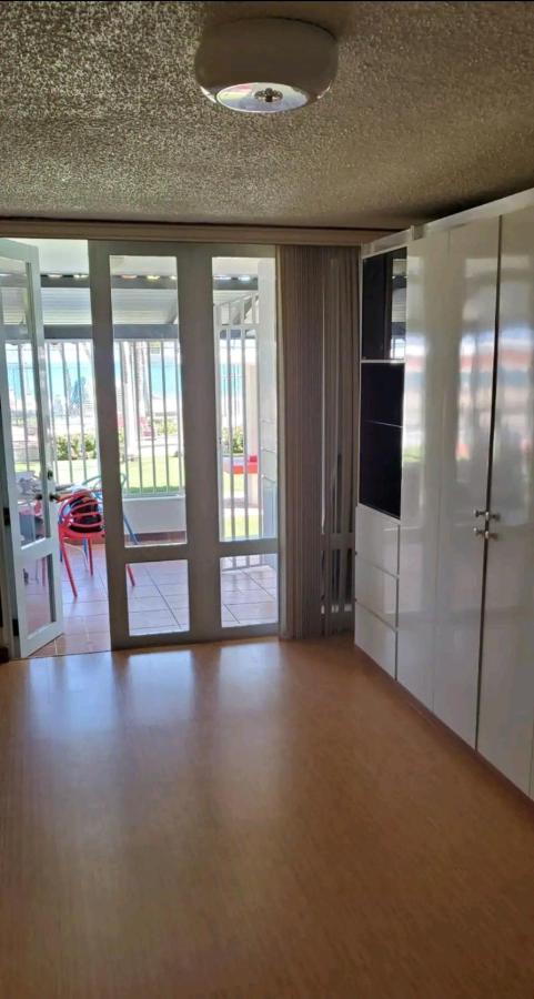 Beach Apartments At Marbella Del Caribe Сан Хуан Екстериор снимка