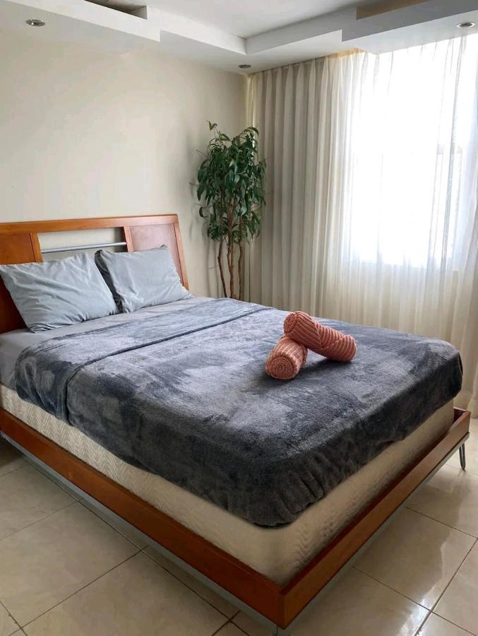 Beach Apartments At Marbella Del Caribe Сан Хуан Екстериор снимка